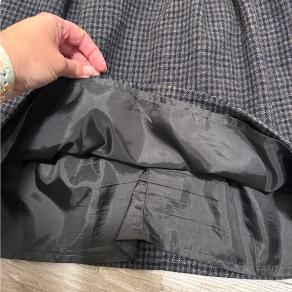 Size 8 100% Wool J crew women’s zip up dress - Picture 2 of 7